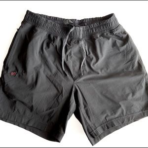 Rhône Men’s Versatility Short 7” Lined Black Sz. M